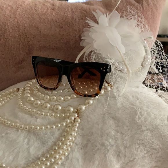 Accessories - 🕶 2 for $20 Fashion Black and Leopard Sunglasses